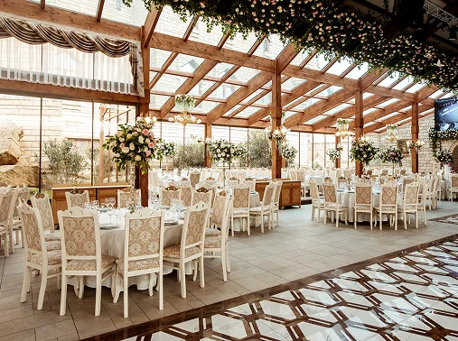 Des ambiances transparentes, élégantes et chaleureuses